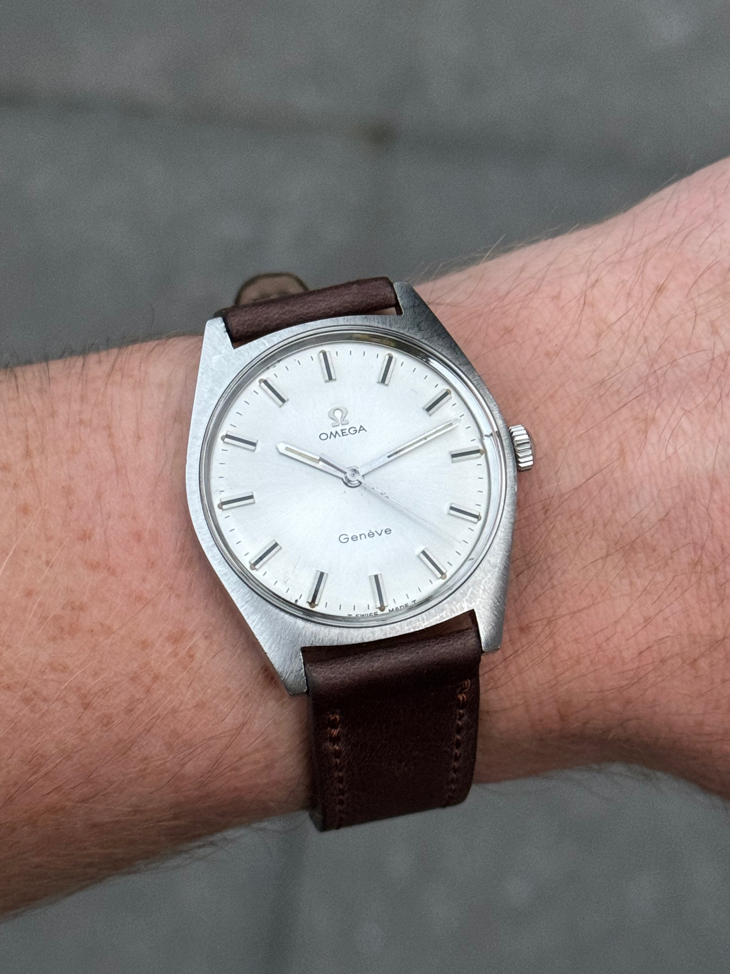 Omega Genève ref 135.041 – Perpetual Watch Lover (PWL)