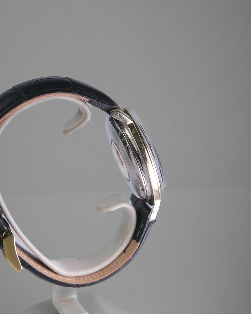Omega Constellation 168.004 From 1962 with black Crosshair dial