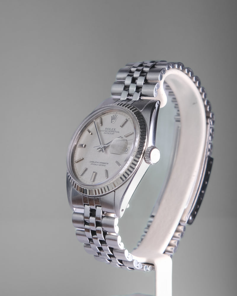 Rolex 1601 Datejust from 1973 NON lume LINNEN dial