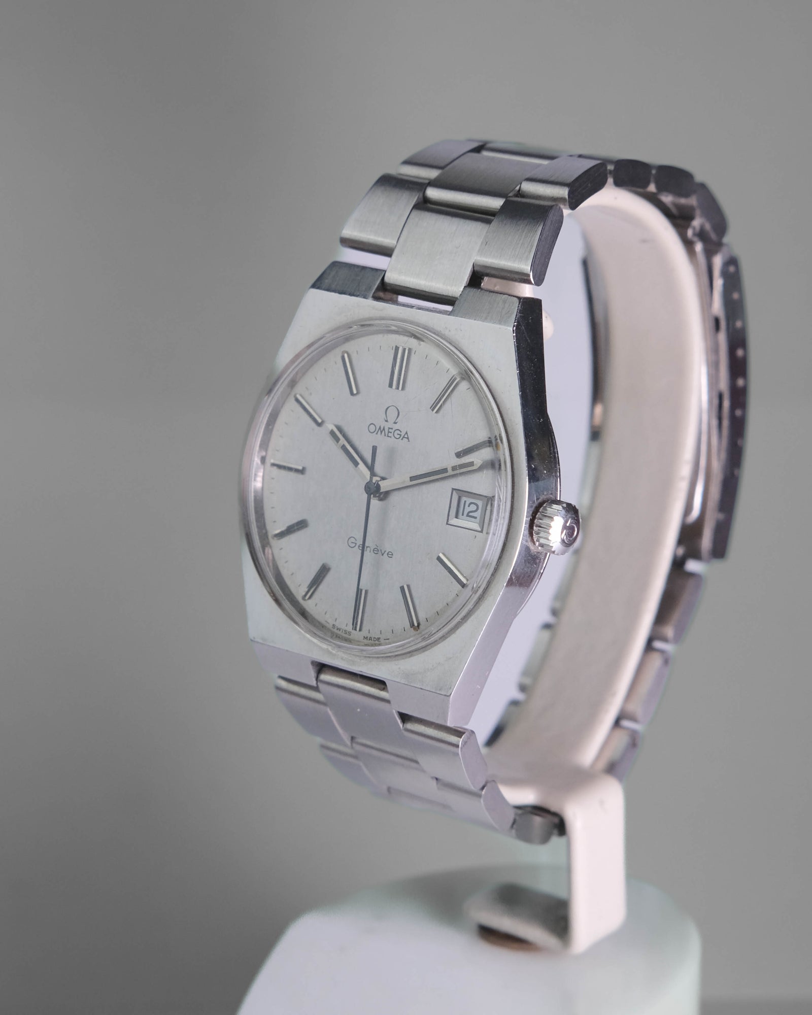 Omega Geneve 1360050 1973 Handwound cal 613 – Perpetual Watch