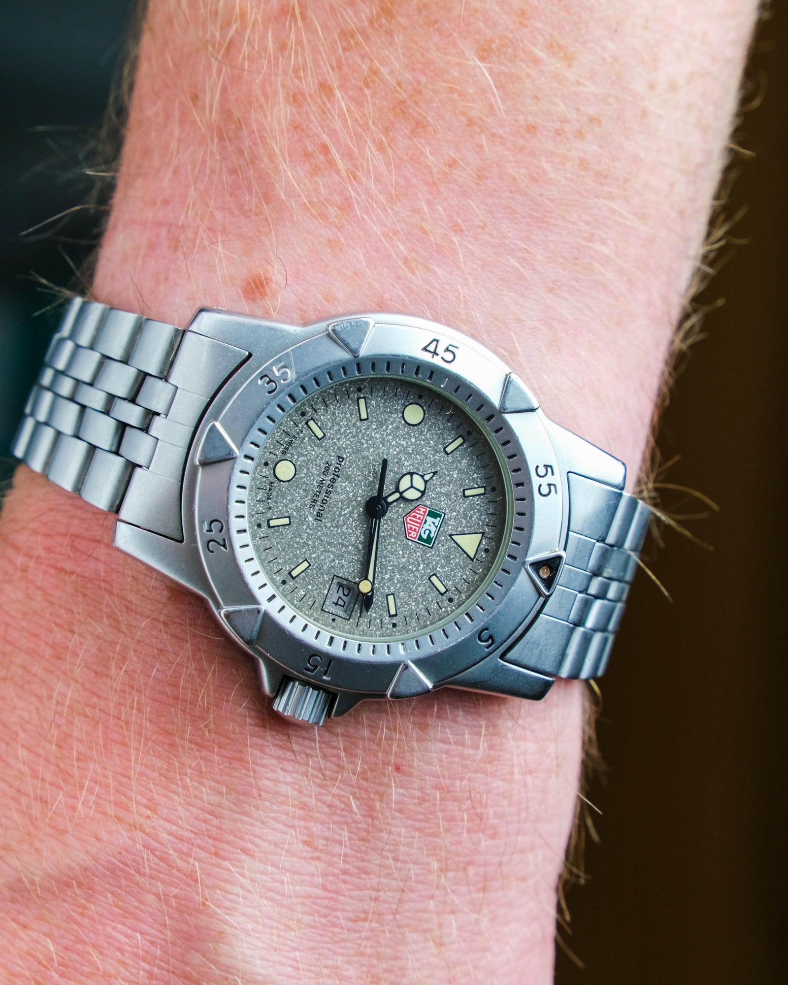 9Tag heuer Sparkle dial Professional 200m 959.713G – Perpetual