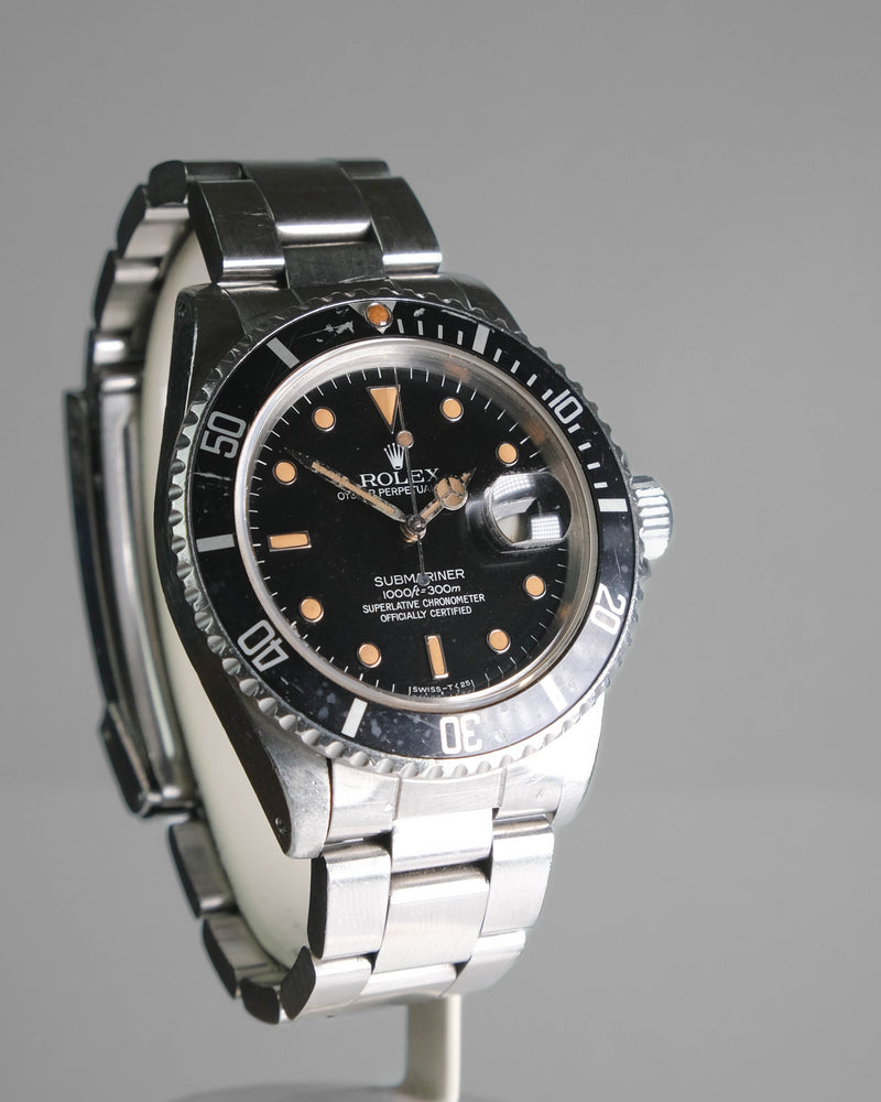 Rolex submariner 16800 Creamy lume