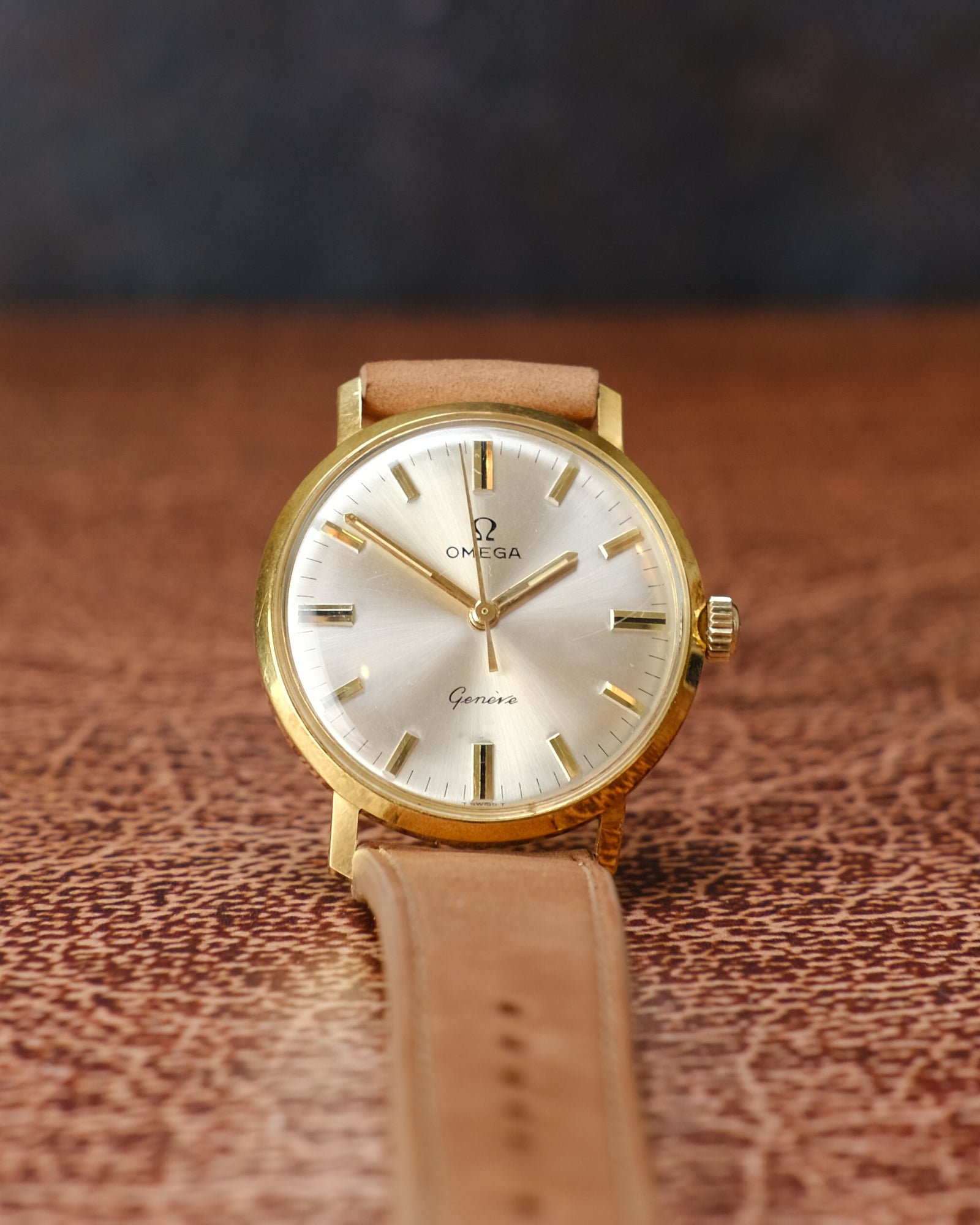 Omega Geneve 18kt yellow gold – Perpetual Watch Lover (PWL)