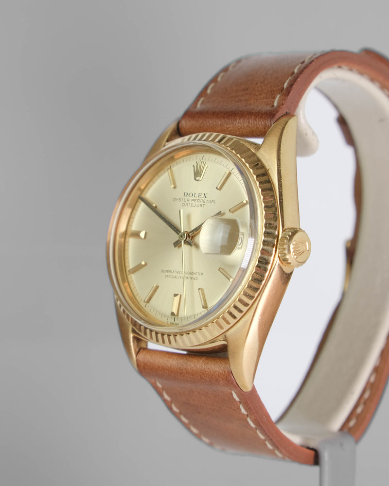 Rolex 1601 18kt with box and papers