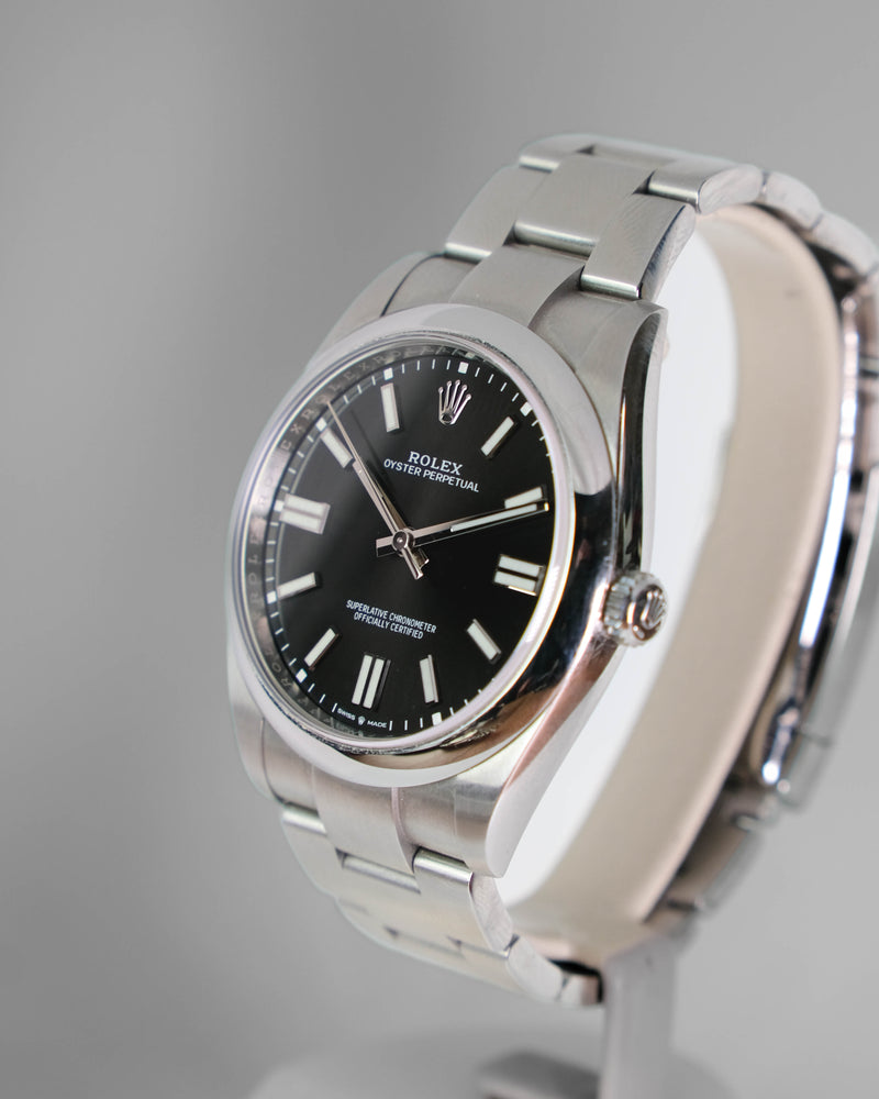 Rolex oyster perpetual 41mm Black Dial FULL SET