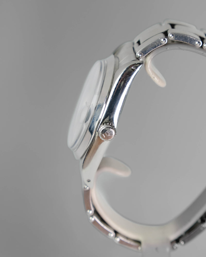 Rolex oyster date 6694 Black dial on rivet bracelet From 1968
