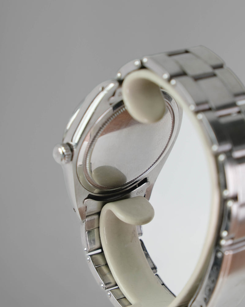 Rolex oyster date 6694 Black dial on rivet bracelet From 1968