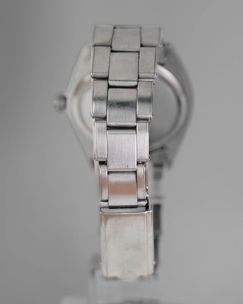 Rolex oyster date 6694 Black dial on rivet bracelet From 1968