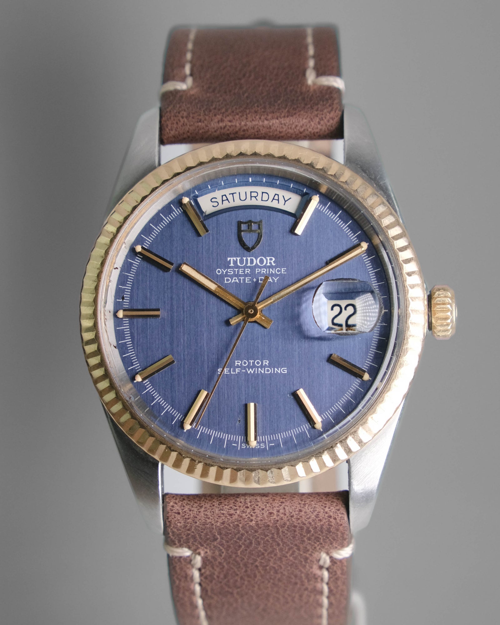 TUDOR Date-Day 自動巻き 7019/3 Tudor Date Day JUMBO blue dial 7019/3 from 1969 – Perpetual Watch
