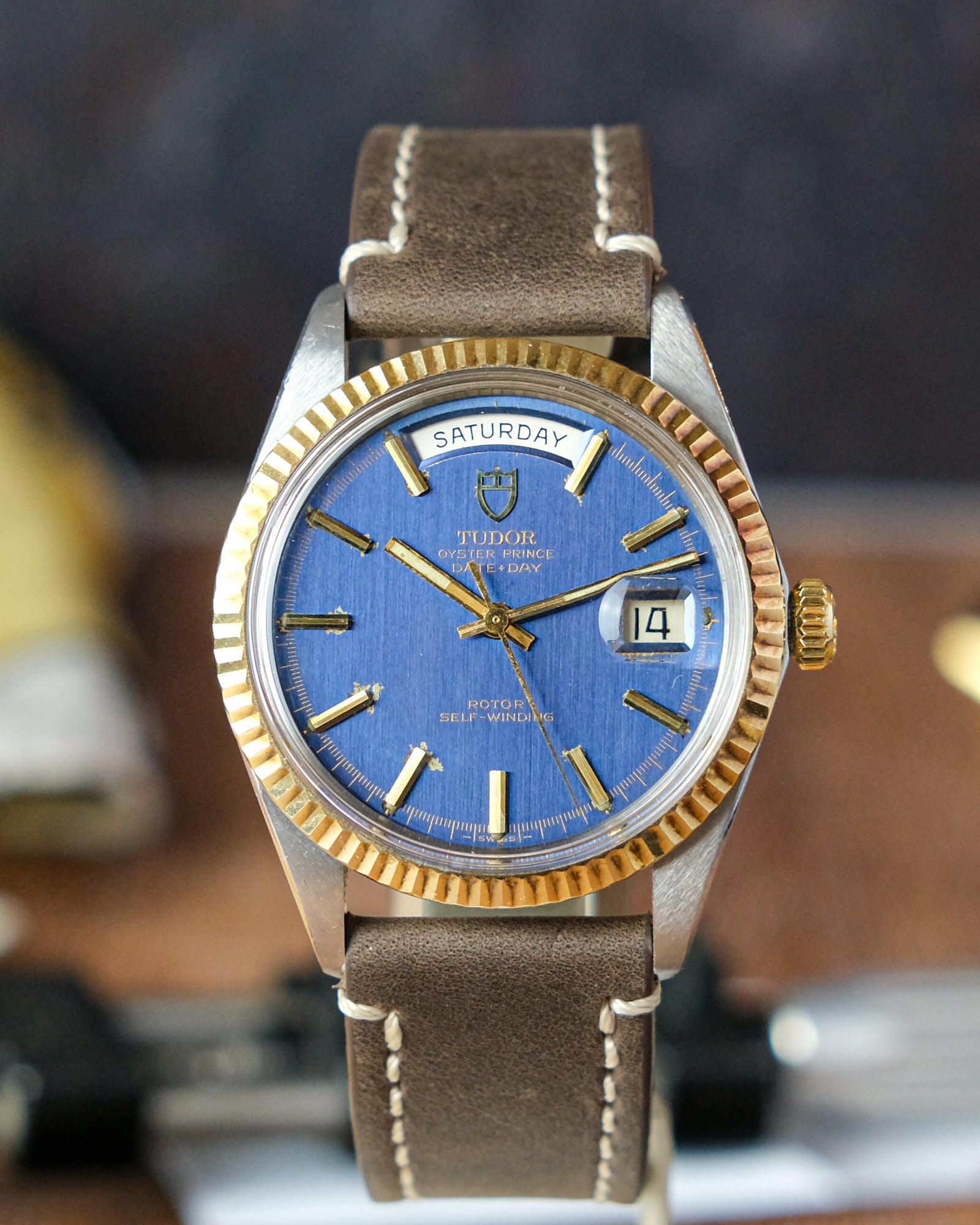 TUDOR Date-Day 自動巻き 7019/3 Tudor 7019/3 Date Day Blue dial – Perpetual Watch Lover (PWL)