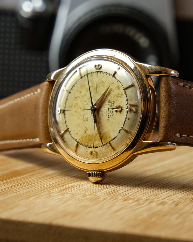 Omega bumper Yellow gold Chronometer