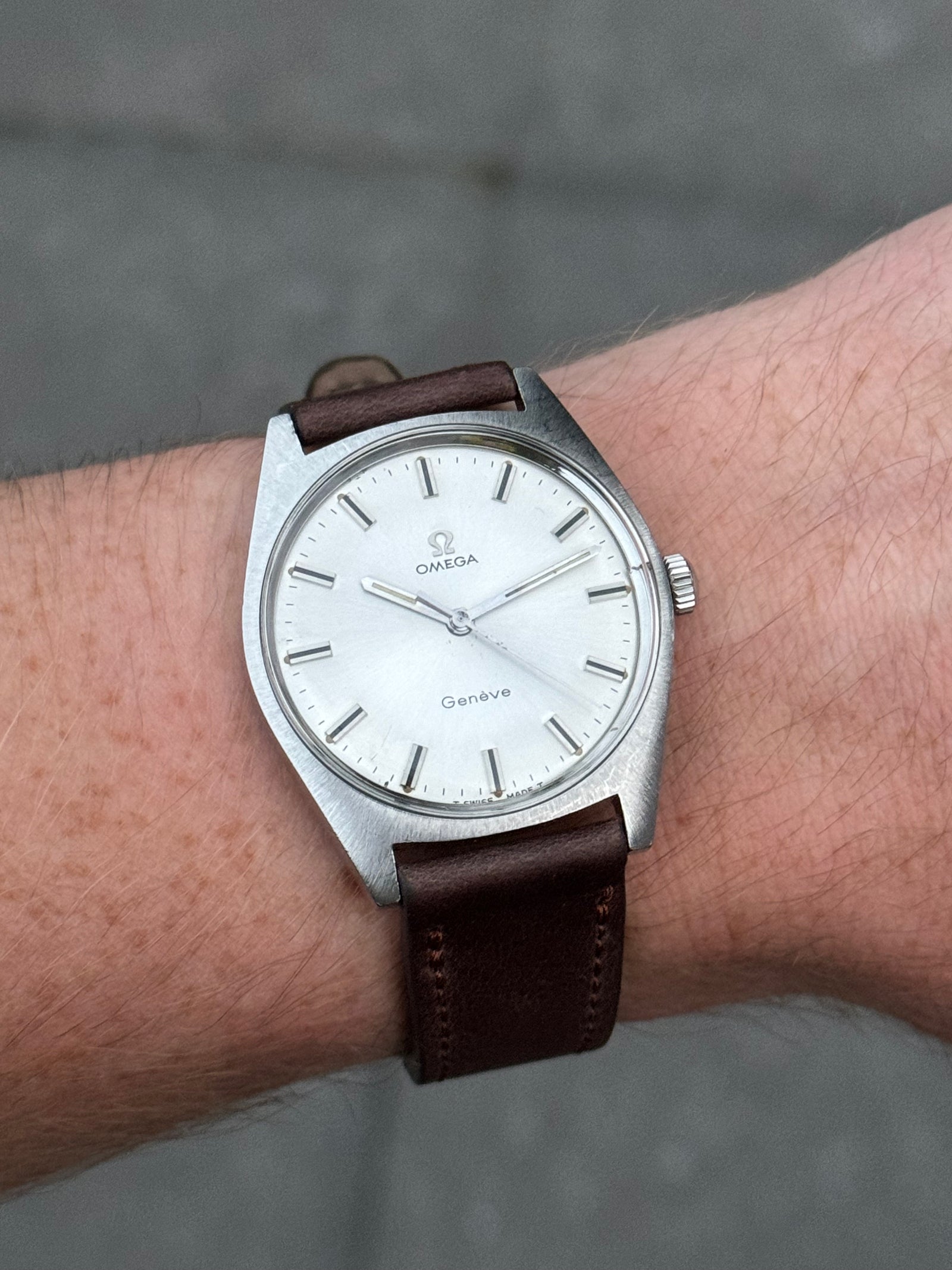 Omega Genève ref 135.041 – Perpetual Watch Lover (PWL)